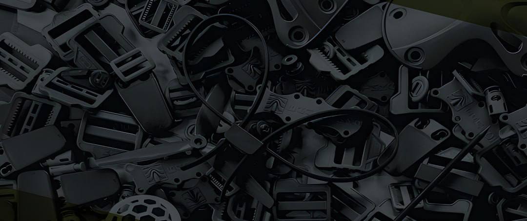 Поліамід чи поліацеталь: який матеріал є оберігом вашої фурнітури?