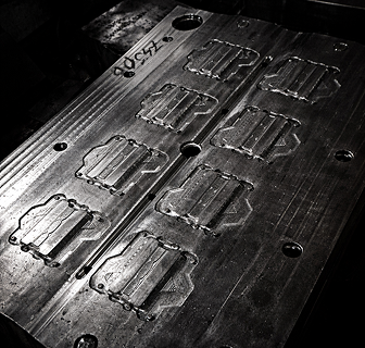 Брендована пряжка